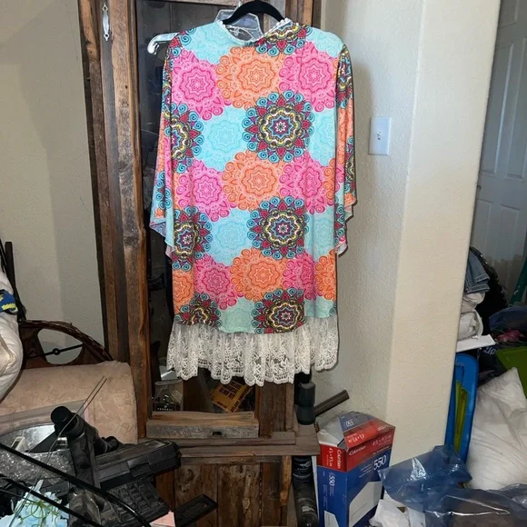 Vibrant Multicolor Mandala Kimono Top - Picture 8 of 10